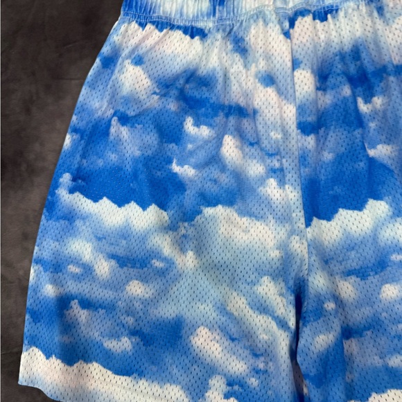 Authentic Eric Emmanuel Shorts Cloud Sky - Picture 5 of 10